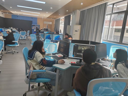 虛擬現實教學實訓中心啟用 引領軟件開發教學改革新模式